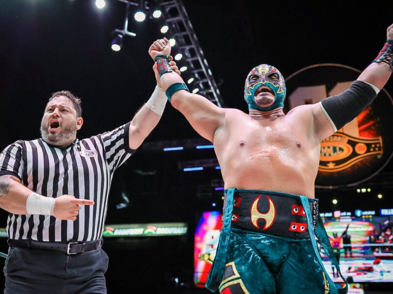 Hechicero CMLL vs. Último Guerrero